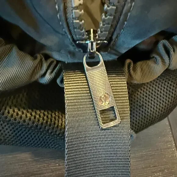 Lululemon + Athletica Everywhere Bag 27L